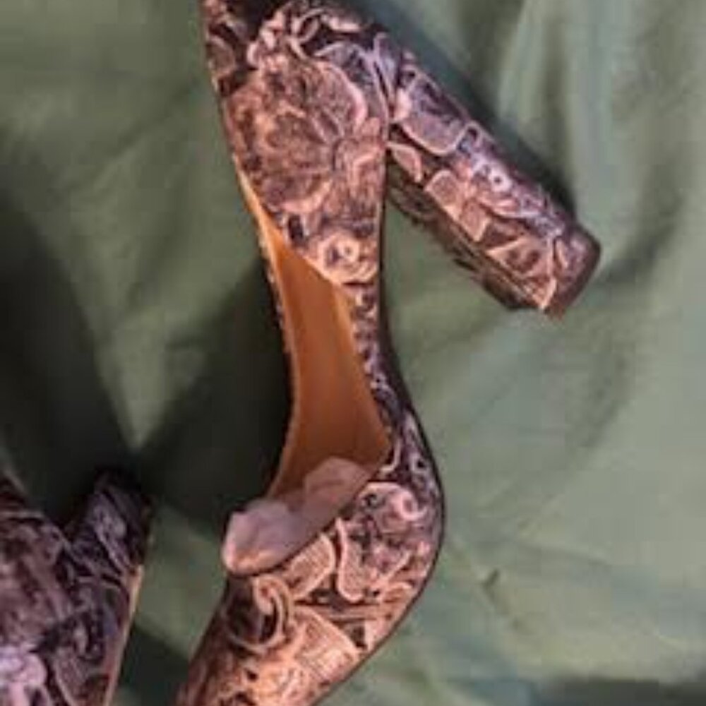 Nine West D'Orsay Pumps - Picture 6 of 7